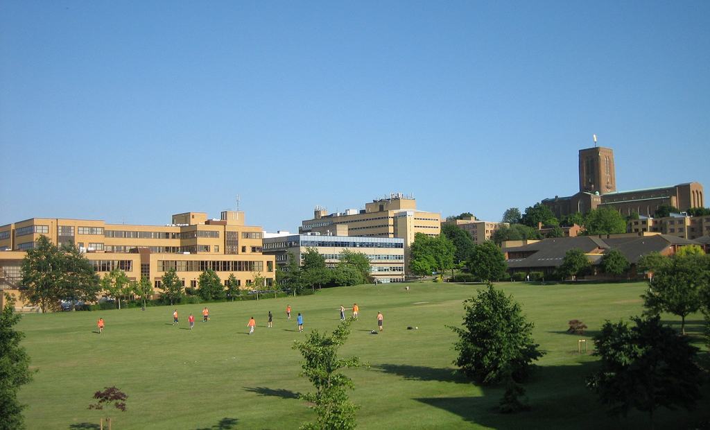 薩里大學(xué)